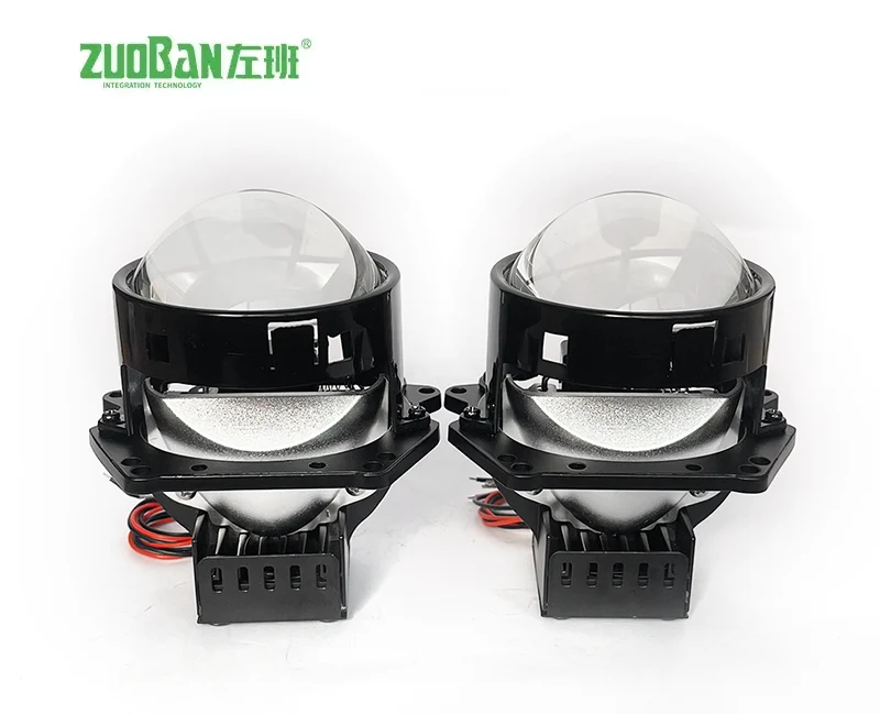3 - palce Prismatic LED automobilové světlomety